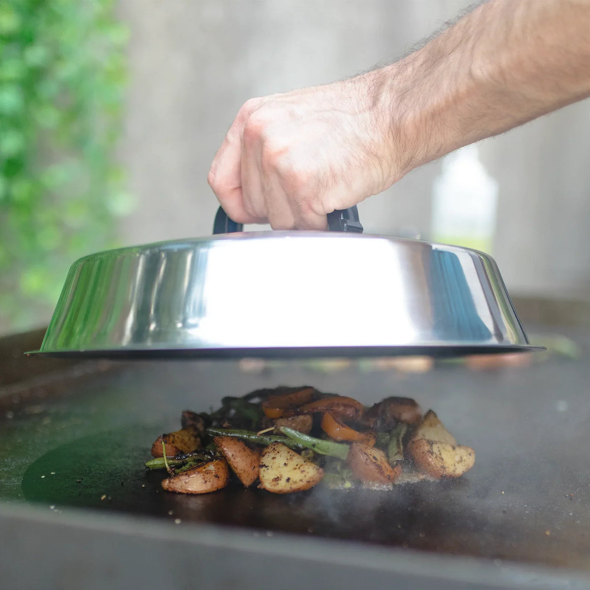 Char-Griller Flat Iron‚ 12 Melting Dome / Basting Cover