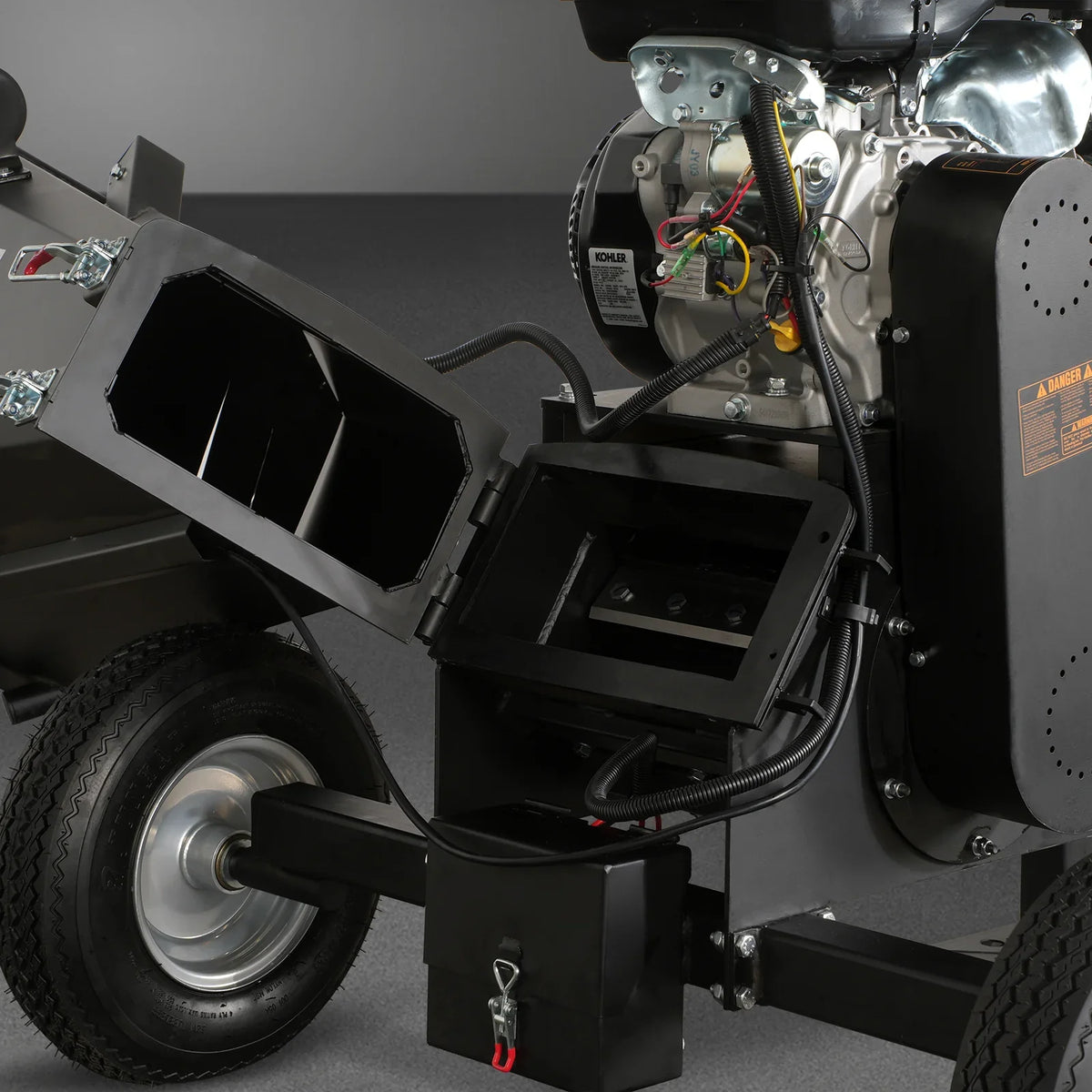 MechMaxx GS1500 Wood Chipper 5" Electric Start KOHLER 429cc Gasoline Engine Powered New
