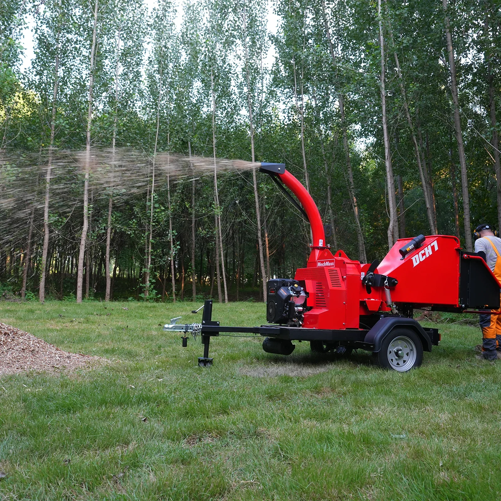 MechMaxx DCH7 Wood Chipper 25HP 750cc Twin Cylinder ZONSEN Petrol Engine 7" Hydraulic Feeding New