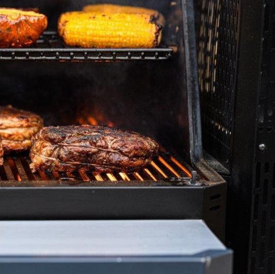 Masterbuilt Gravity Series‚ 800 Digital Charcoal Griddle + Grill