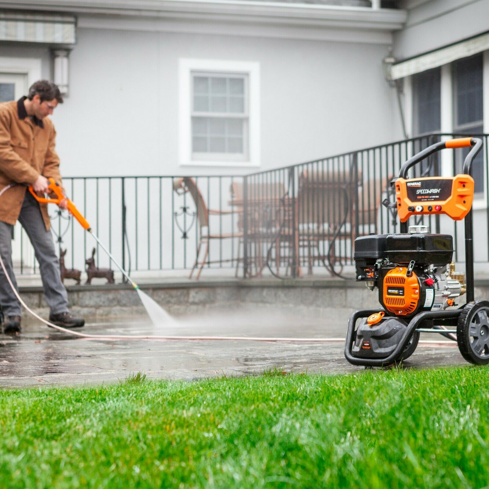 Generac 7901 3100 PSI 2.4 GPM Gas Pressure Washer with Powerdial Gun New